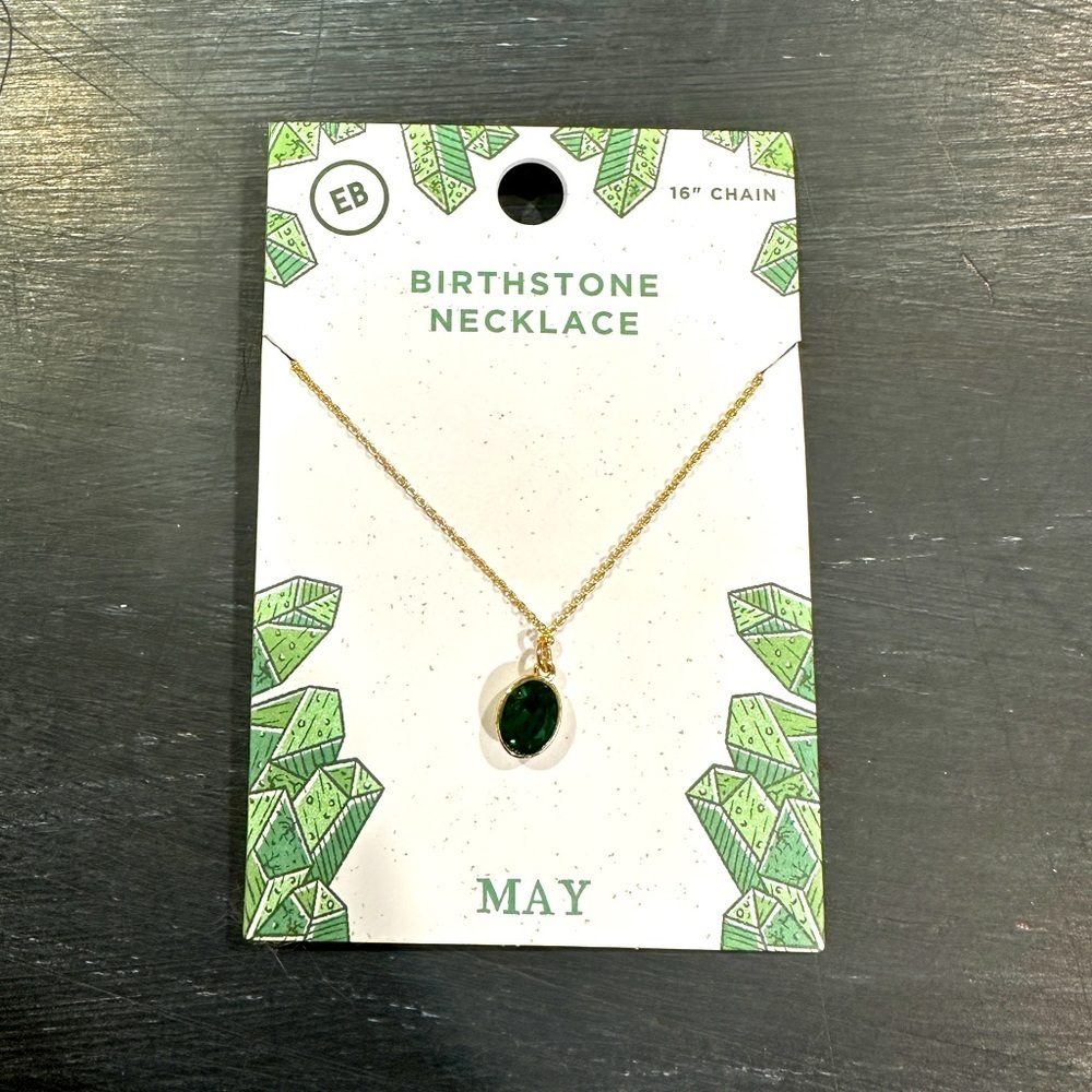 Emerald Birthstone Pendant Necklace - Picture 3 of 3